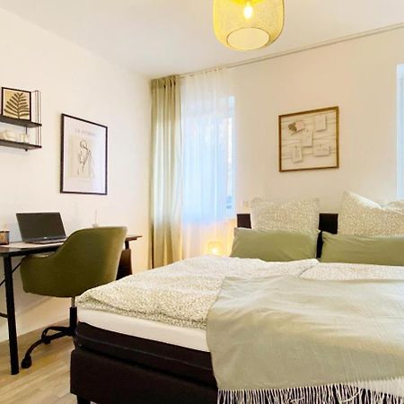 Blossfeld-Apartments Geraeumige Stadtoase Mitten Im Zentrum Mit 3 Schlafzimmern, Gratis Parkplatz, W-Lan, Netflix جينا المظهر الخارجي الصورة